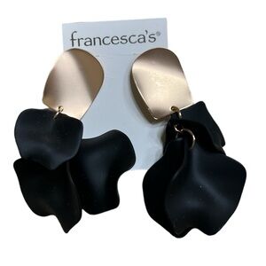 Francesca’s earrings. NWT.
